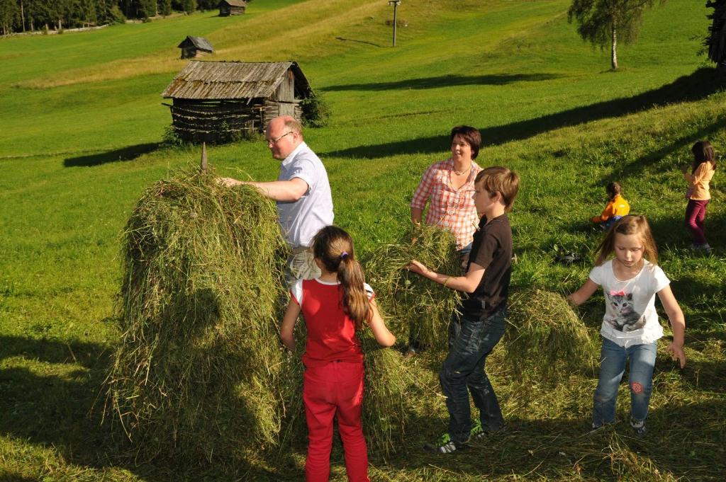 Tobadillerhof Villa Wenns Eksteriør billede